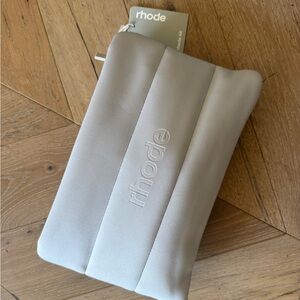 RHODE Light Gray bubble bag